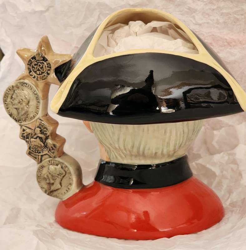 Royal Doulton LARGE Character Jug, " Chelsea Pensioner", D6817 - magnificent jug! quite superb !!