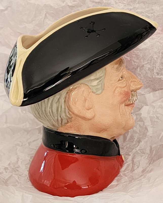 Royal Doulton LARGE Character Jug, " Chelsea Pensioner", D6817 - magnificent jug! quite superb !!