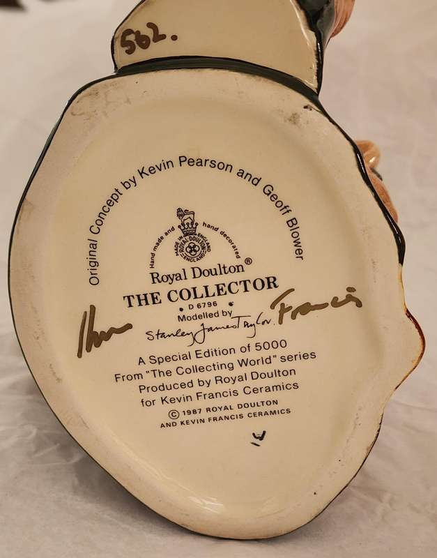 Royal Doulton LARGE Character Jug, RARE  "The COLLECTOR", D6796-majestic LIMITED 2,372/ 5,000 SUPERB