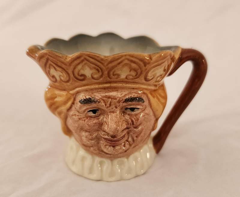 Royal Doulton "OLD KING COLE" Limited RDICC Vintage TINY- superb, scarce, amazing jug D-6871