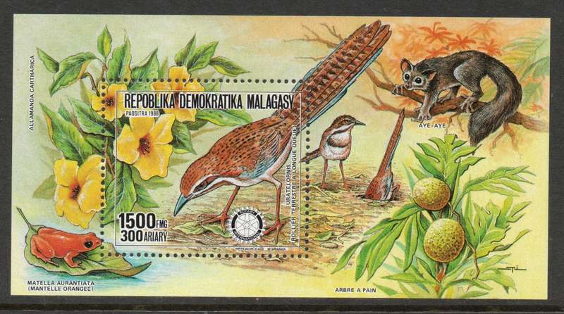 Malagasy Republic 1988 Bird mini sheet unmounted mint. SG MS 677. Cat £5,50 (2013)