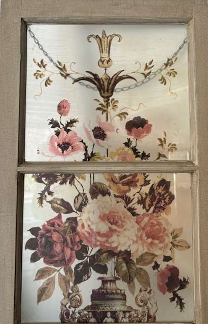 DECORATIVE GLASS COTTAGE PANE