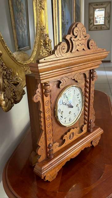 Mantel Clock