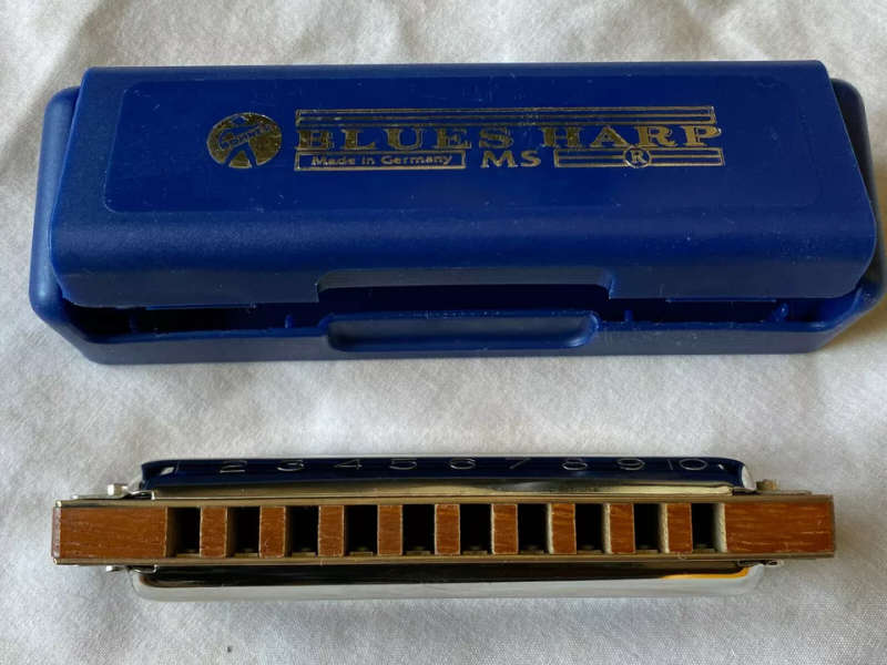 Hohner Blues Harp Harmonica Key of D