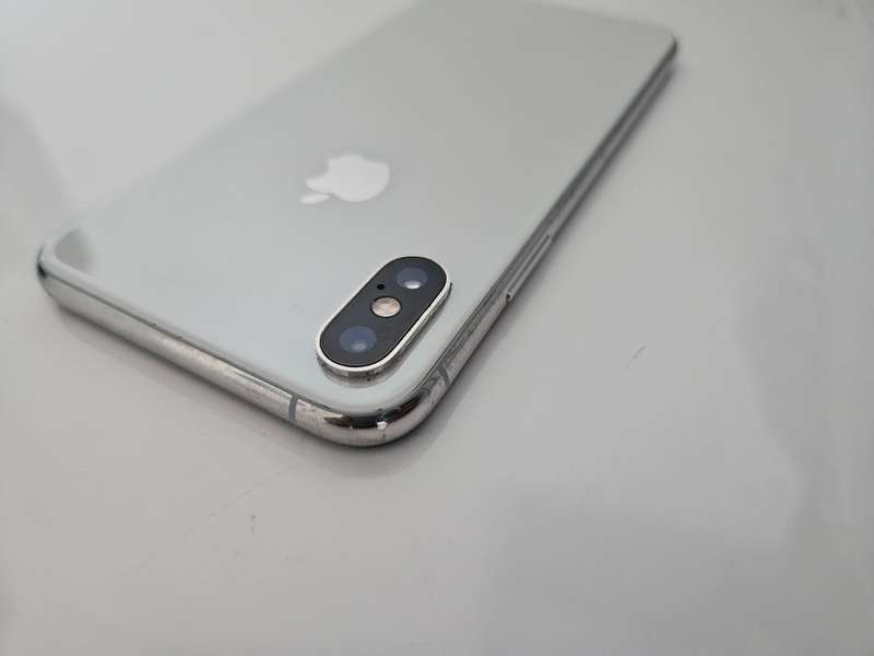 Apple iPhone XS 64GB silver