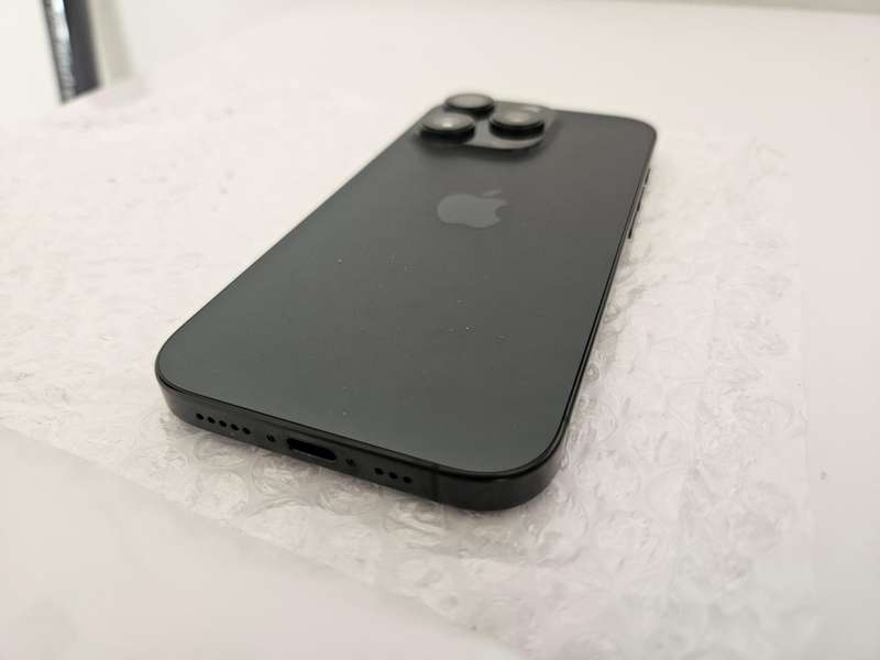 APPLE IPHONE 16 PRO 512GB