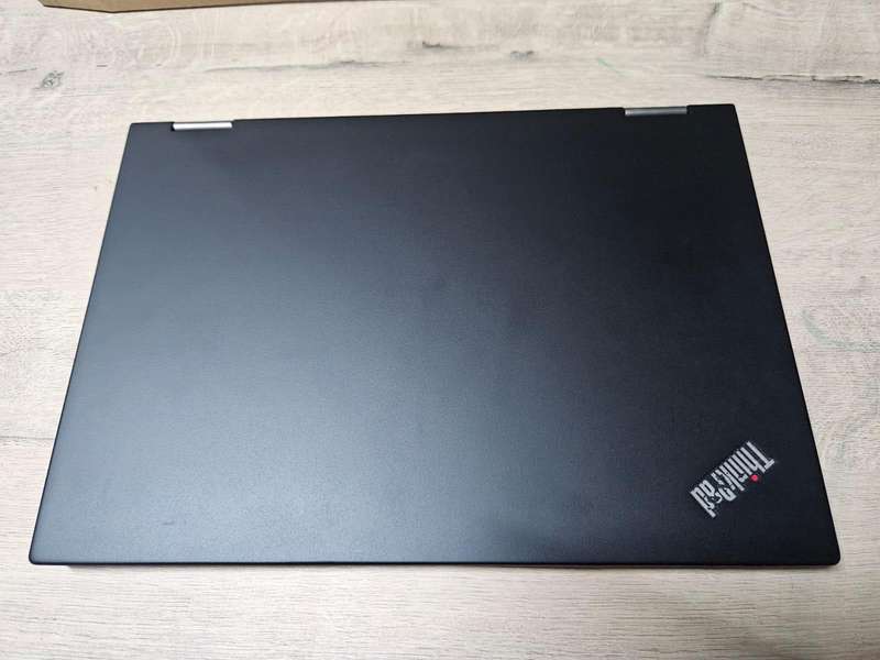 Lenovo ThinkPad X13 Yoga Notebook PC  Core i5-10310U / 13.3 FHD Touchscreen / 16GB RAM