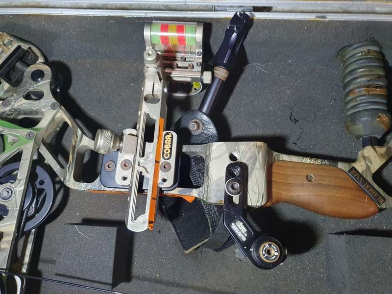 COBRA bow