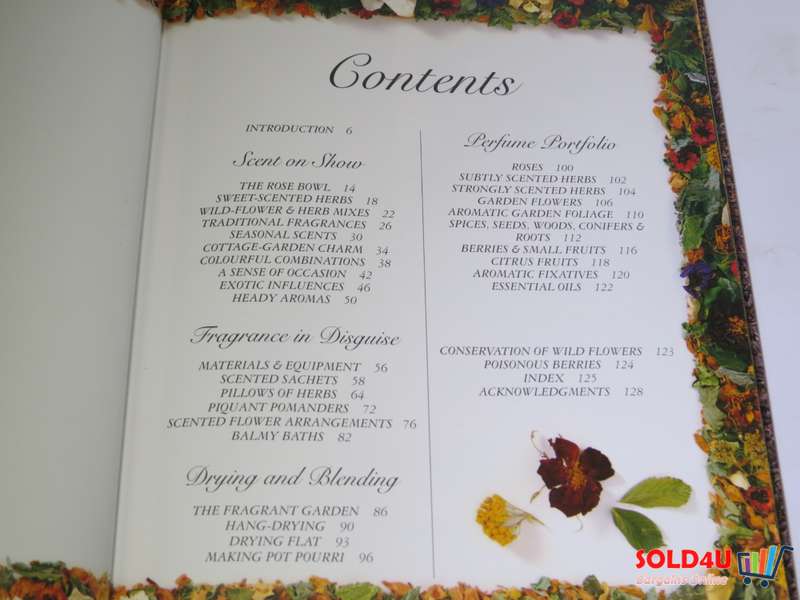 The Book of Pot Pourri - Fragrant flower mixes for scenting & decorating the home by Penny Black