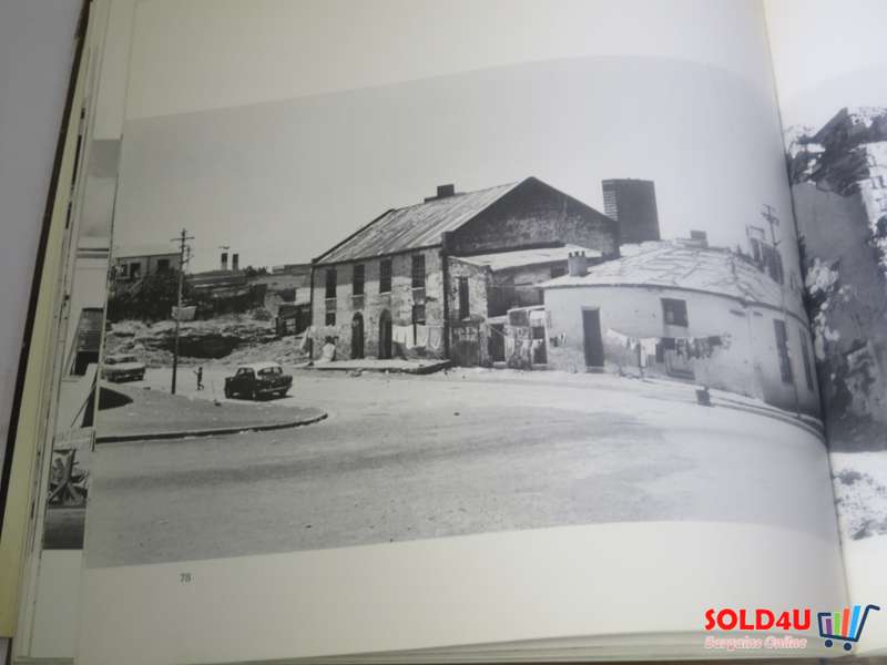 Bokaap Faces and Facades by  Lesley & Stephen TownSend