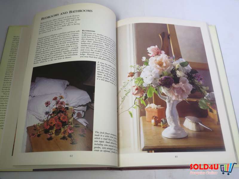 The Complete guide to Flower Arranging by  Shirley Monckton