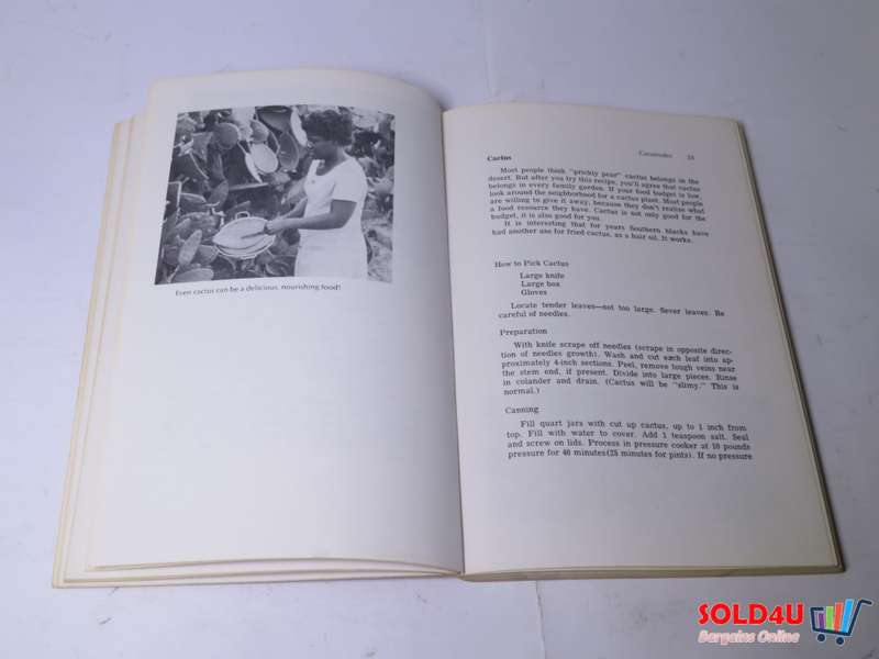 Soul to Soul - A Vegetarian Soul Food Cookbook - Mary Burgess