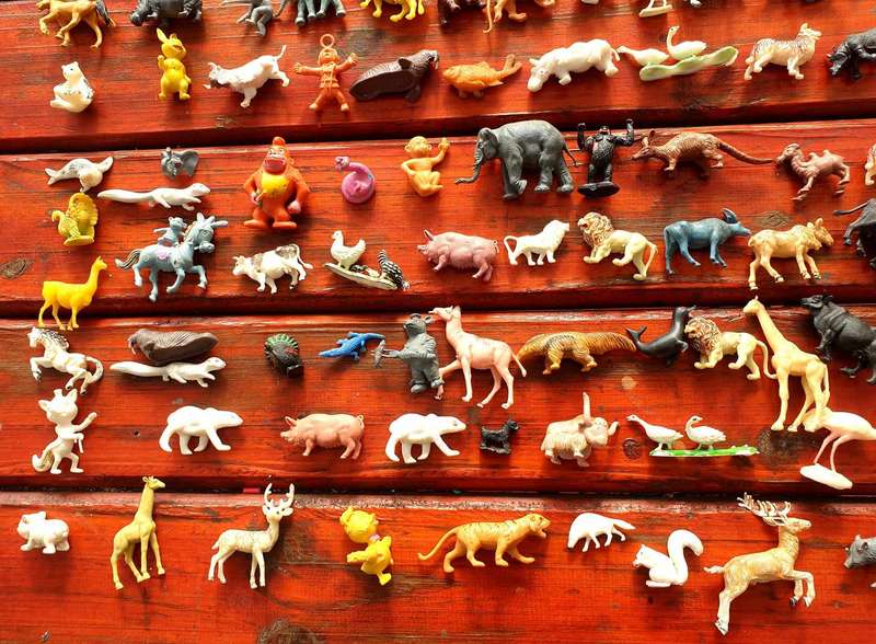 280 DOMESTIC, WILD AND FARM ANIMALS MADE IN HONG KONG