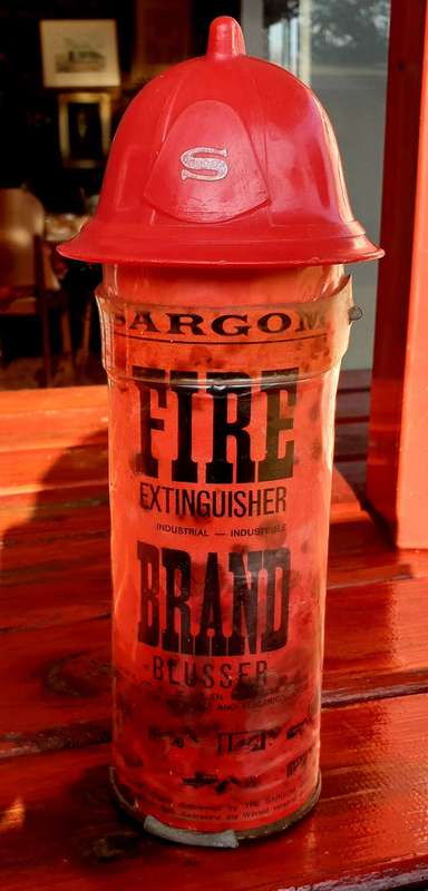 VINTAGE FIRE EXTINGUISER CAR SIZE FULL