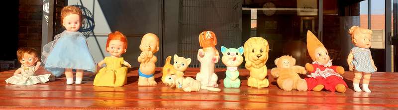 VINTAGE 1950'S /60'S RUBBER TOYS MIDDLE DOG 200 MM HIGH JAPAN, HONG KONG, G BRITAIN