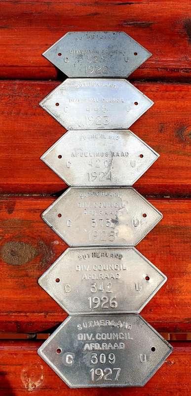 WHEEL TAX TOKENS IN SEQUENCE  DATES  RARE