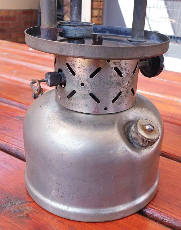 1960 COLEMAN 237 LANTERN