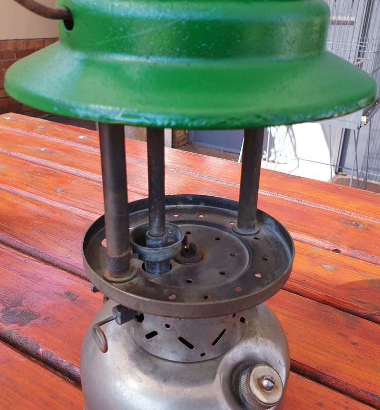 1960 COLEMAN 237 LANTERN