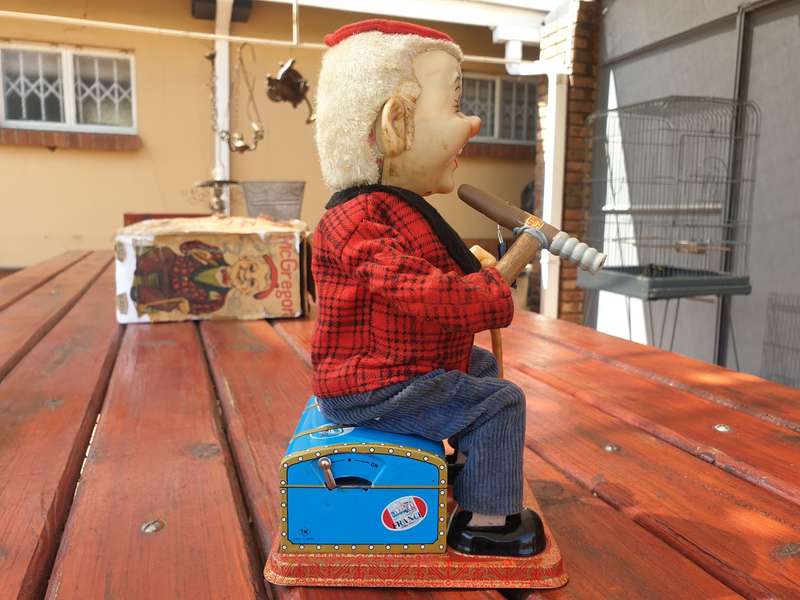 1960'S MCGREGOR JAPANESE MECHANICAL TOY