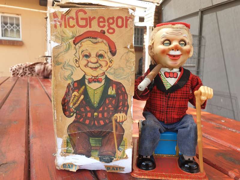 1960'S MCGREGOR JAPANESE MECHANICAL TOY