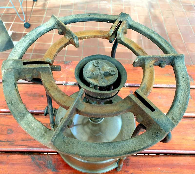 MONSTER HIPOLITO NO 36 STOVE KEROSENE