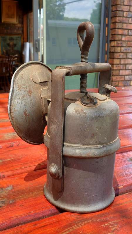 VINTAGE COMPLETE CARBIDE LANTERN