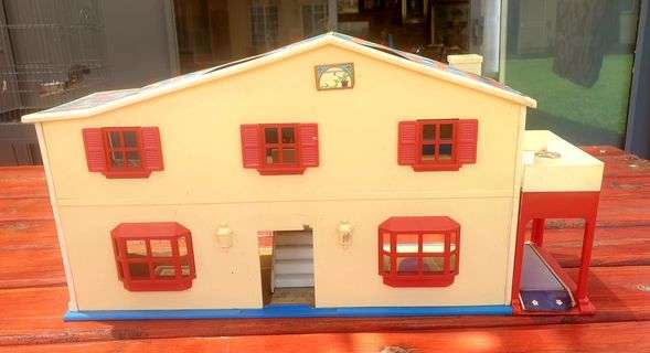VINTAGE LARGE FISHER PRICE BUILDINGS, 450 MM AND 530 MM LONG