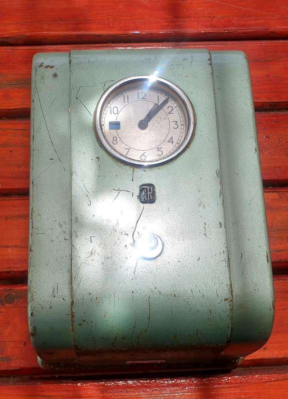 LARGE TR SWEDEN SHIFT CLOCK