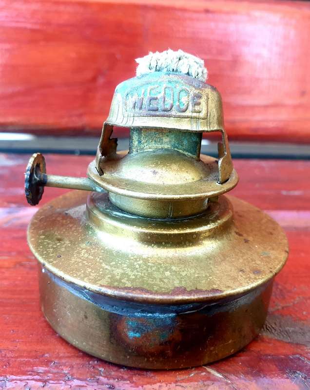 VINTAGE WEDGE BURNER