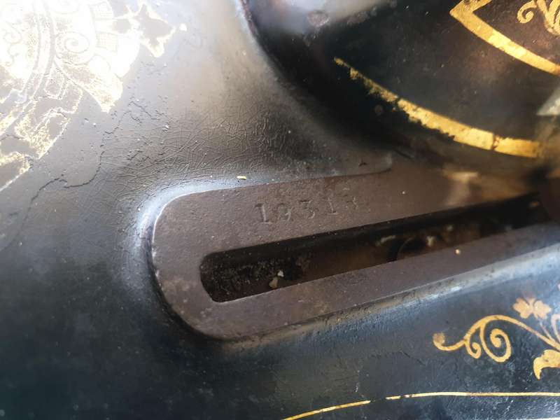 RARE CIRCA 1880'S JONES FAMILY TRANSVERSE SEWING MACHINE