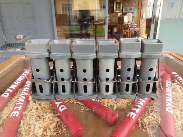 VINTAGE COIN DISPENSER