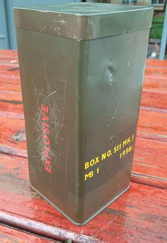 1956 TRIP WIRE FLARE TIN