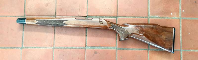 LEFT HAND MONTE CARLO RIFLE STOCK