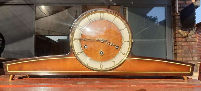 VINTAGE CYRANO GERMANY MANTLE CLOCK WORKING CONDITION
