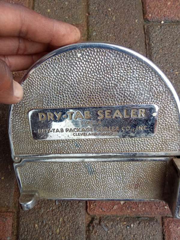 LARGE VINTAGE DRY TAB SEALER USA