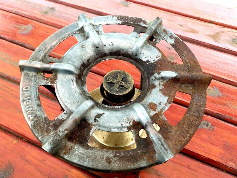 VINTAGE ORIGINAL HIPPO GLORY PRIMUS STOVE