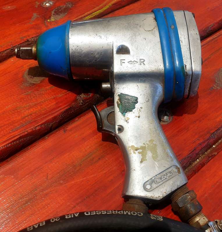 VINTAGE 1/2 INCH AIR IMPACT TOOL