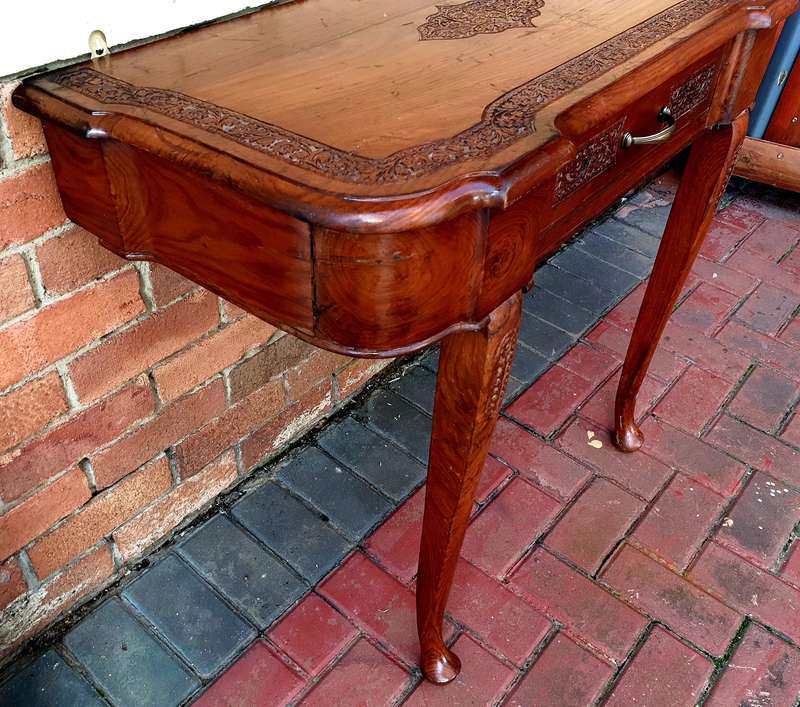 HAND CARVED WALL MOUNT SERVER 900 X 450 MM