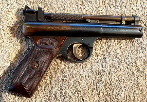RARE FIRST YEAR PRODUCTION WEBLEY SLANT  SENIOR .22 PISTOL