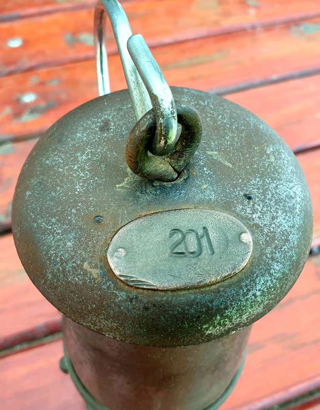 VINTAGE WOLF NO 7 MINING SAFETY LANTERN COMPLETE