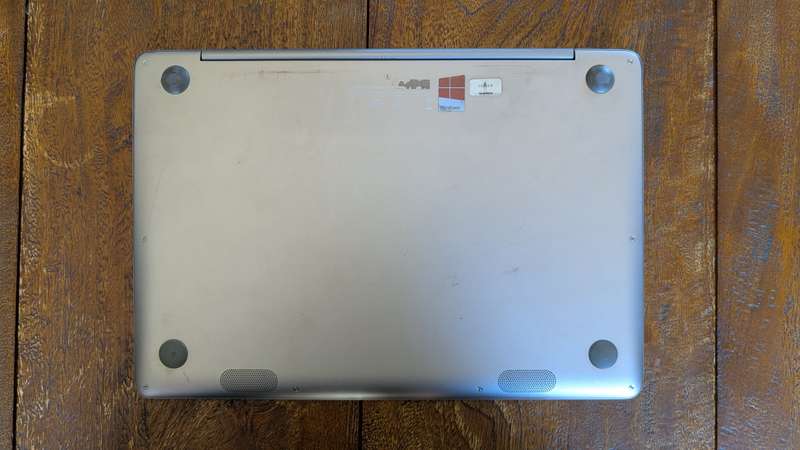 Asus UX330UA-FB287T 13.3"