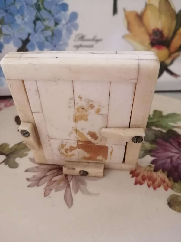 Vintage Picture Frame (Bone)