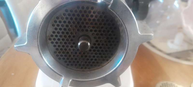 Electric meat grinder