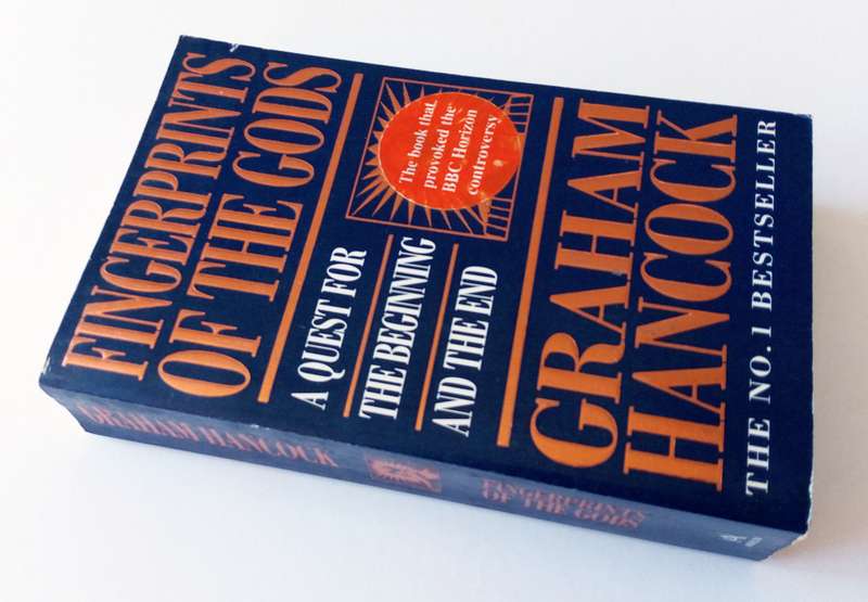 Fingerprints of the Gods. A Quest for the Beginning and the End, by Graham Hancock.