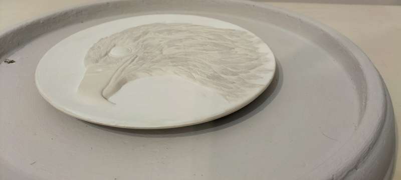 A Magnificent Huge Cement Wall Hanging With Eagle. (nr2)