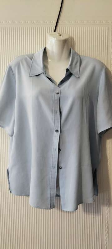 Superb Ladies Short Sleeve Top - Woolworths - Size 14  (Nr19)