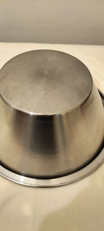Superb Large Stainless Steel Mixing Serving Bowl (Nr1)