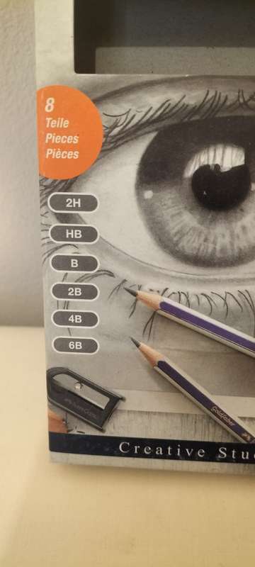 8 Piece Fabel-Castell Sketch Set