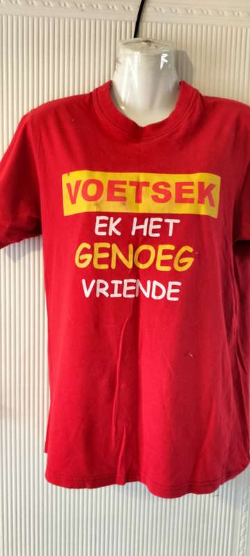 Gooi Mielies "Voetsek ek het genoeg Vriende" T Shirt - Small (nr56)