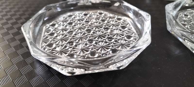 Magnificent Set of Circa 1980 Luminarc Glass Octagonal Daisy Button Coasters